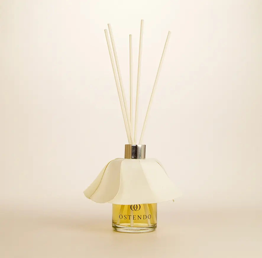 Diffuseur de parfum Volo en cuir façonné à la main — ostendo