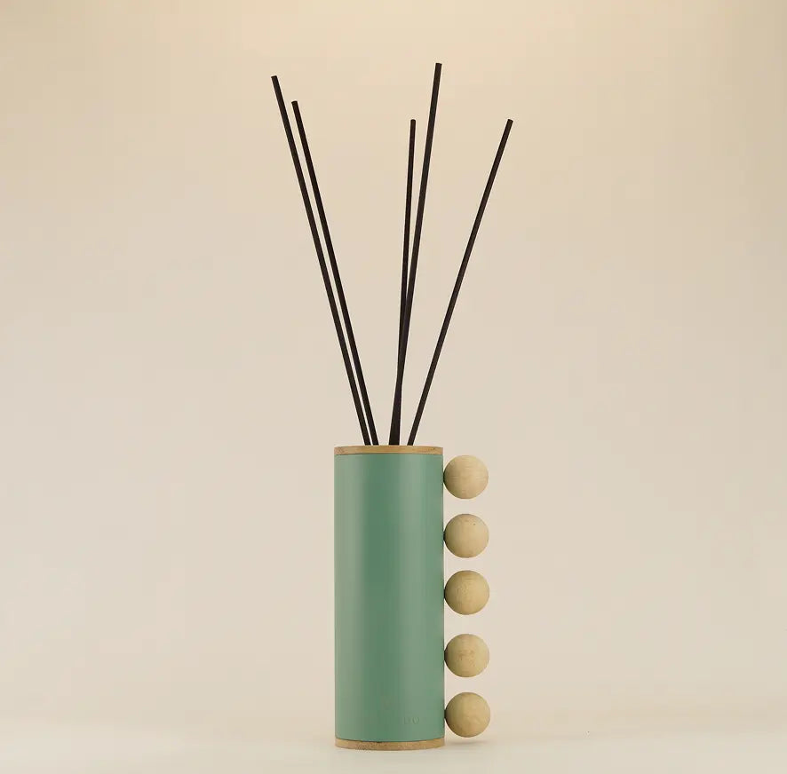 Diffuseur de parfum Modèle T.X-190, cylindre aluminium peint et bois — ostendo